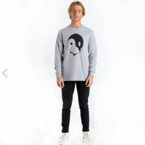 Altru Gray MELTY YING YANG multi color T-SHIRT BY ALTRU APPAREL Long Sleeve XL